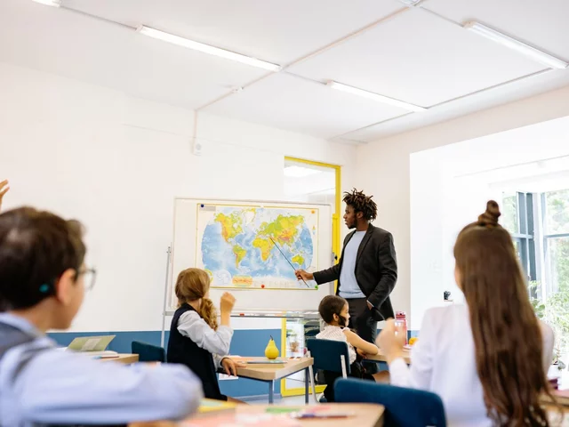 What are the subjects taught if we take arts after 10th?
